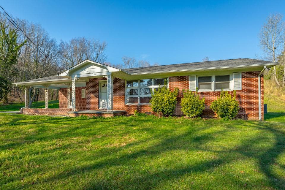Photo of 756 Blythe Ferry Road
